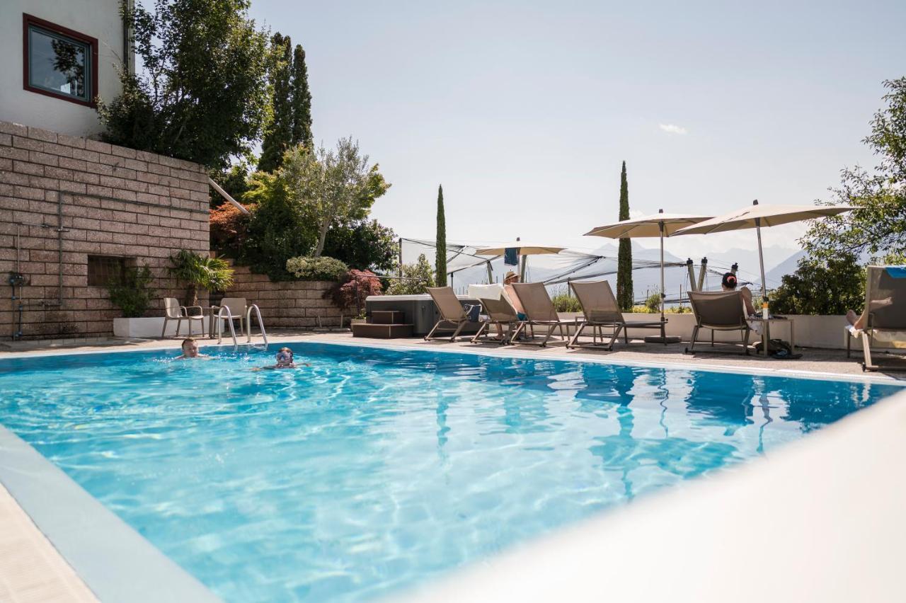 Pension Zum Burggraefler Schenna Εξωτερικό φωτογραφία