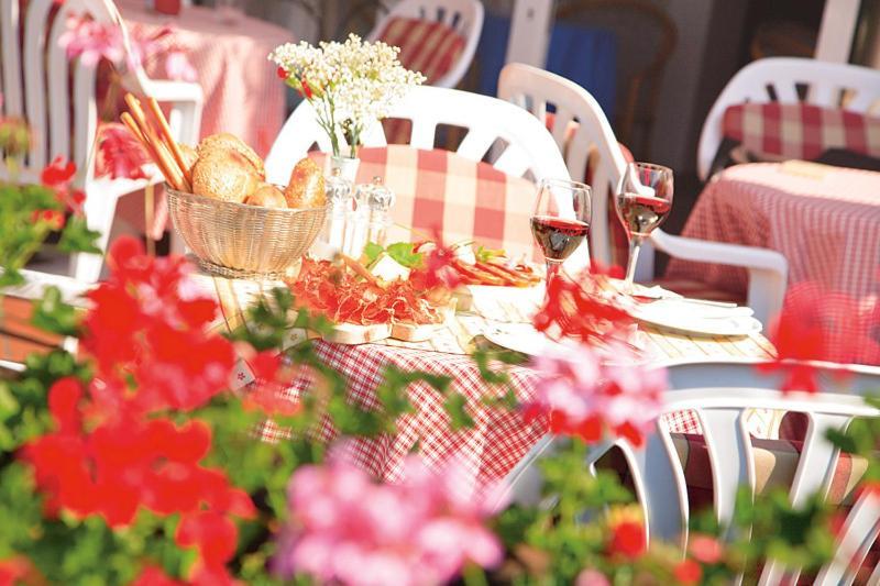 Pension Zum Burggraefler Schenna Εξωτερικό φωτογραφία